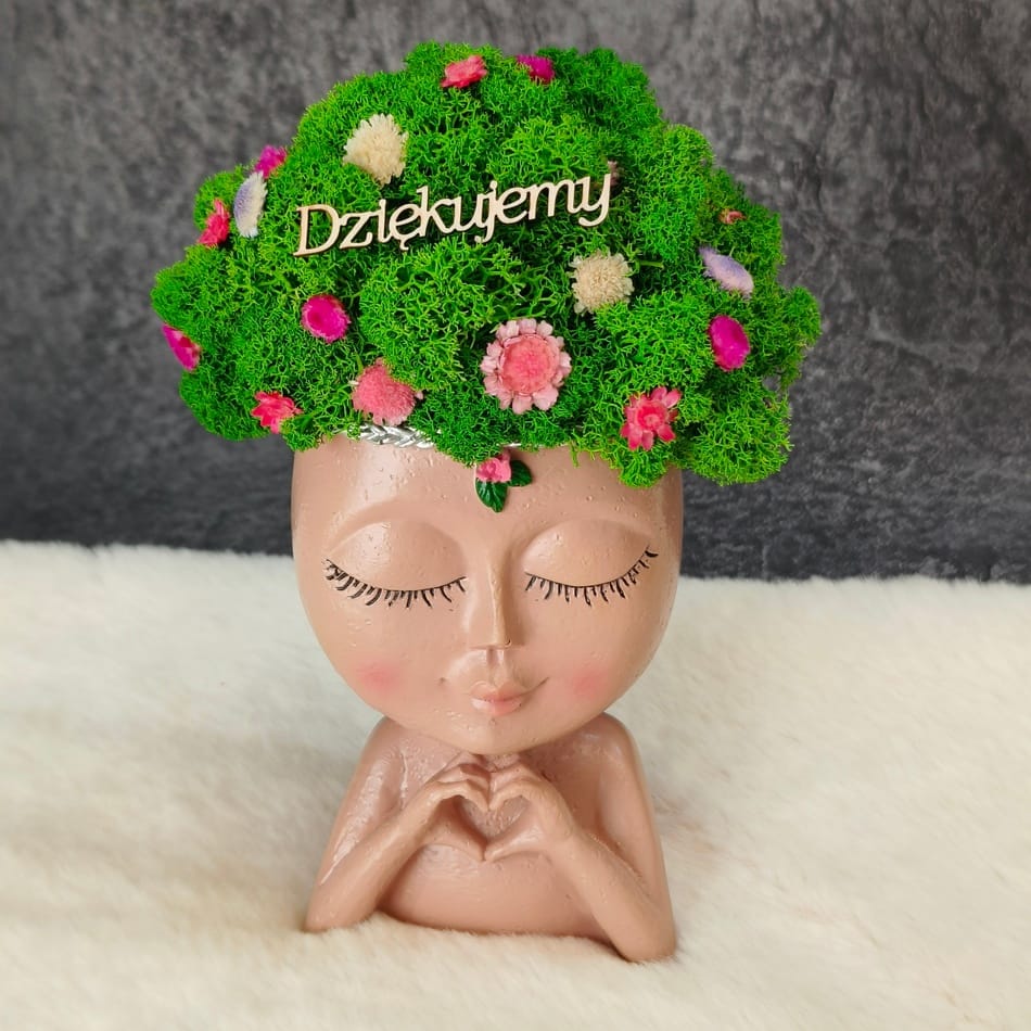 Figurka z mchem i kwiatkami - prezent dla nauczycielki - obrazek 3
