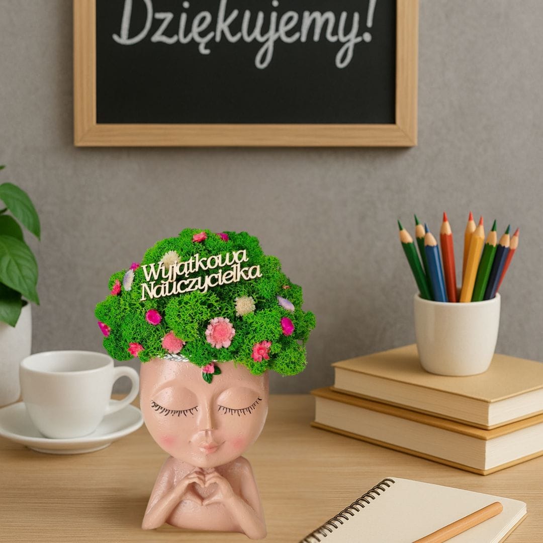 Figurka z mchem i kwiatkami - prezent dla nauczycielki - obrazek 4