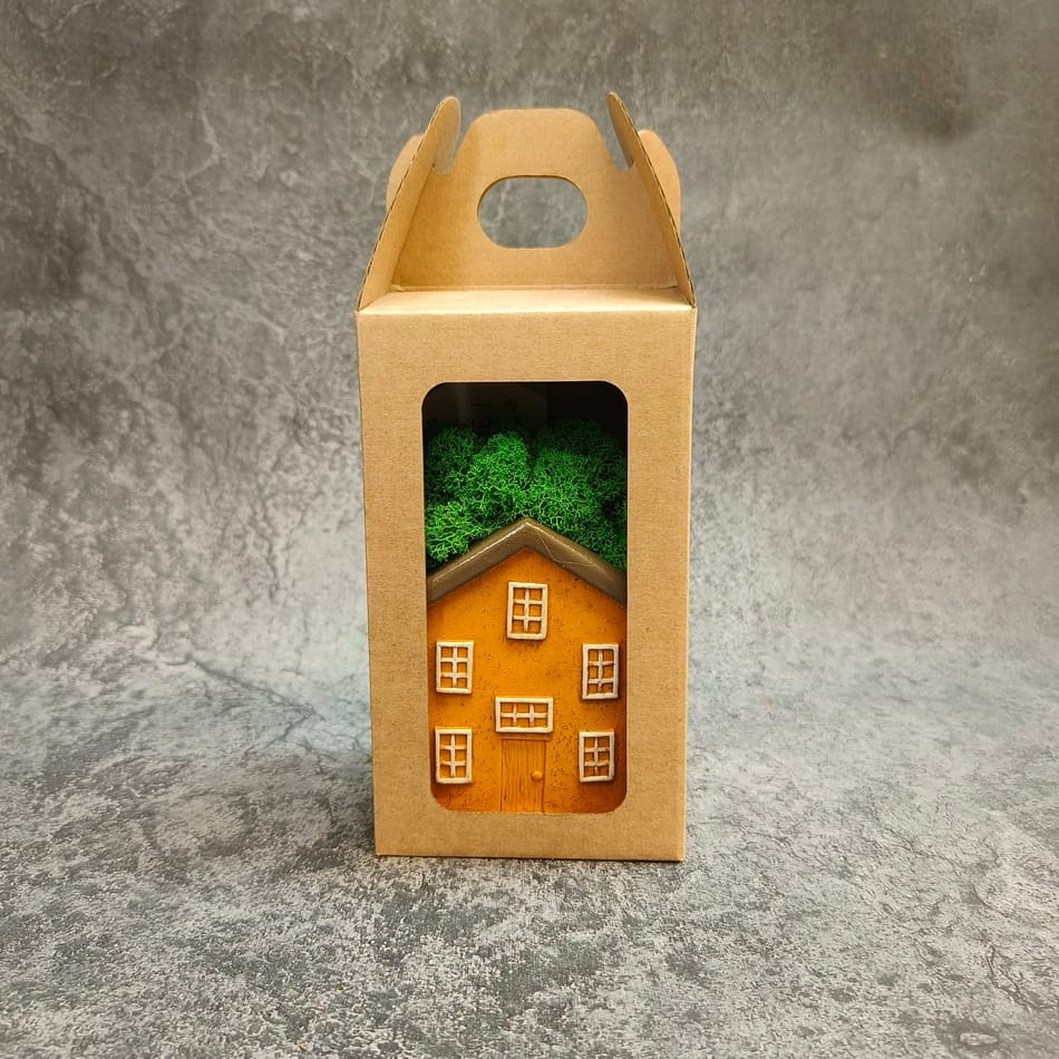 Domek z mchem w pudełku z okienkiem - obrazek 4